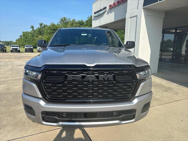 2025 RAM Ram 1500 RAM 1500 TRADESMAN QUAD CAB 4X2 64 BOX