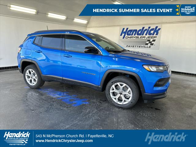 2025 Jeep Compass COMPASS LATITUDE 4X4