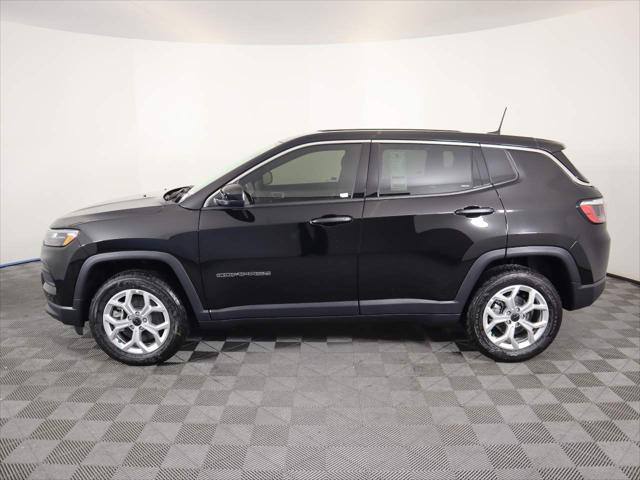 2025 Jeep Compass COMPASS SPORT 4X4