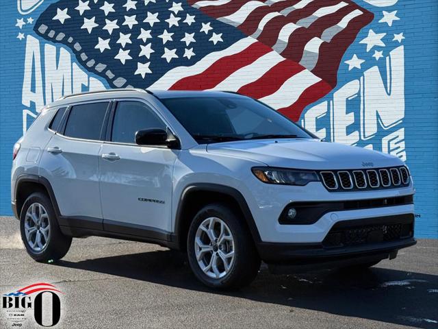 2025 Jeep Compass COMPASS LATITUDE 4X4