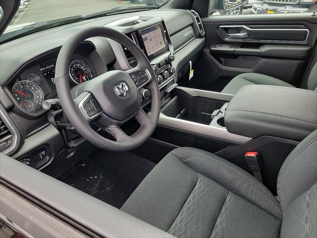 2025 RAM Ram 1500 RAM 1500 BIG HORN CREW CAB 4X2 57 BOX