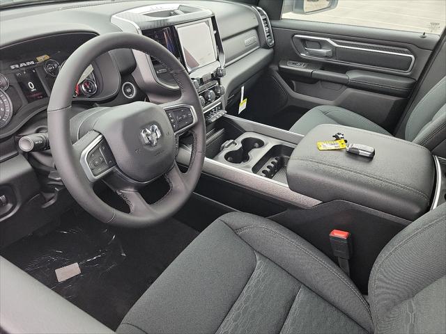 2025 RAM Ram 1500 RAM 1500 BIG HORN CREW CAB 4X2 57 BOX