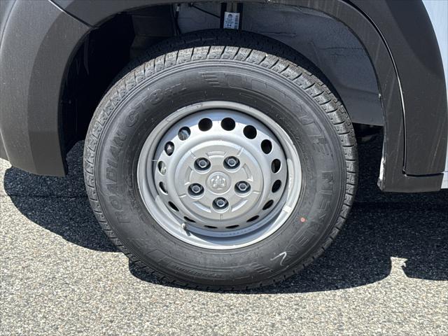 2025 Ram ProMaster Cargo Van Tradesman Low Roof 136" WB w/Pass Seat