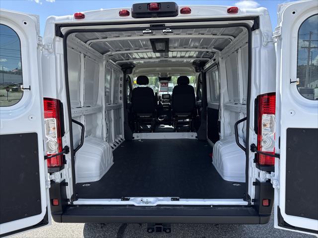 2025 Ram ProMaster Cargo Van Tradesman Low Roof 136" WB w/Pass Seat