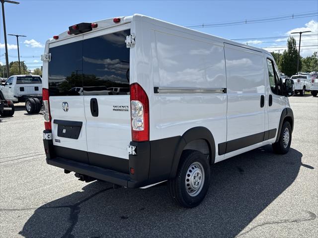 2025 Ram ProMaster Cargo Van Tradesman Low Roof 136" WB w/Pass Seat