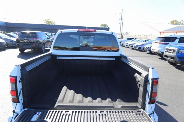 2025 Nissan Frontier Crew Cab SV 4x2