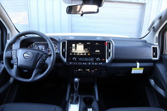 2025 Nissan Frontier Crew Cab SV 4x2