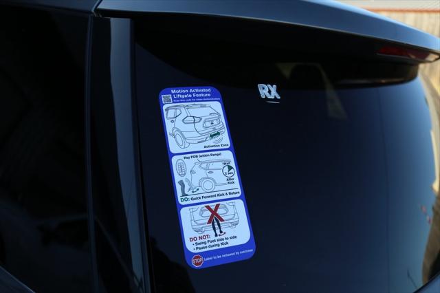 2025 Nissan Pathfinder Platinum FWD