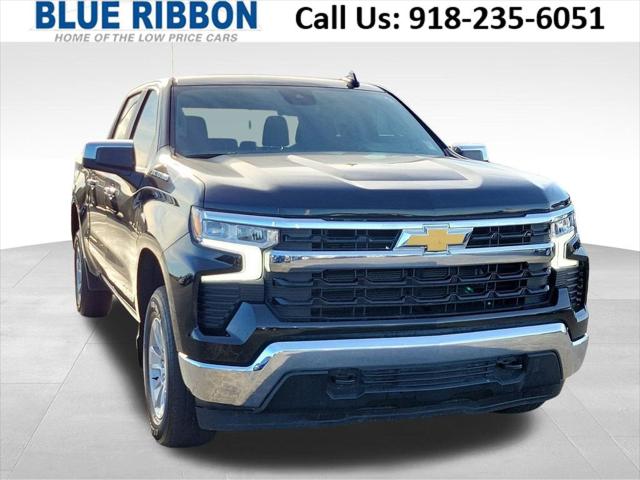2023 Chevrolet Silverado 1500 4WD Crew Cab Standard Bed LT