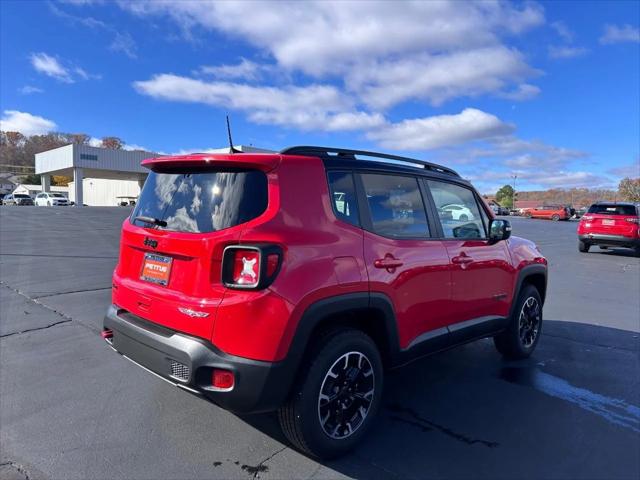 2023 Jeep Renegade Trailhawk 4x4