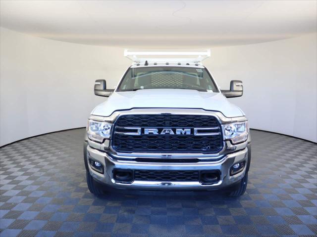 2024 RAM Ram 5500 Chassis Cab RAM 5500 TRADESMAN CHASSIS REGULAR CAB 4X4 84 CA