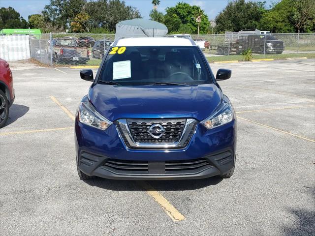 2020 Nissan Kicks SV Xtronic CVT