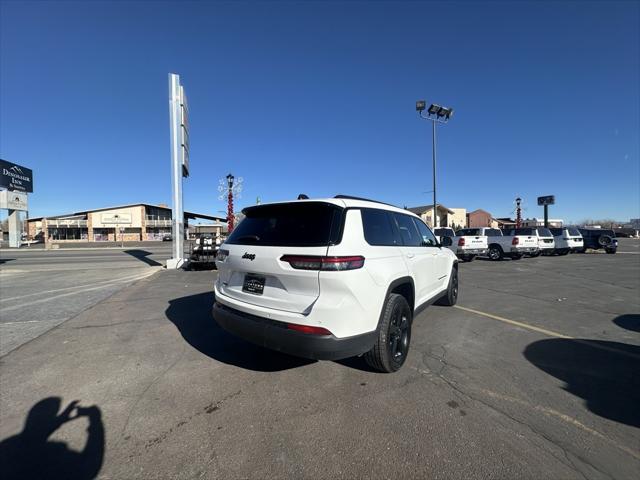 2023 Jeep Grand Cherokee L Altitude 4x4