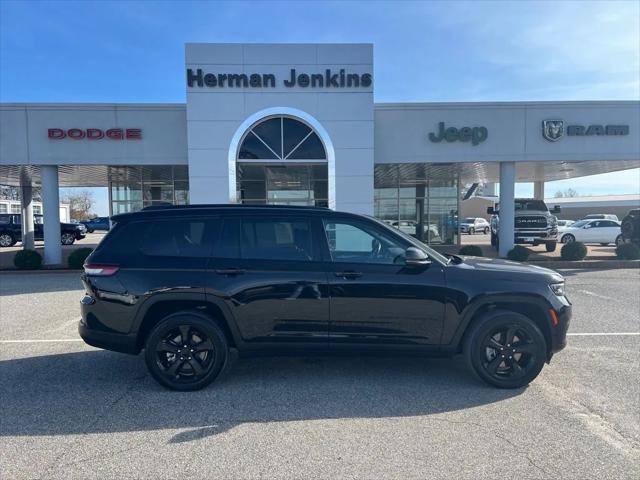 2022 Jeep Grand Cherokee L Altitude 4x4