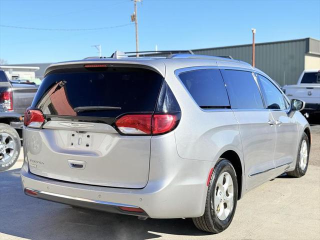 2017 Chrysler Pacifica Touring-L Plus