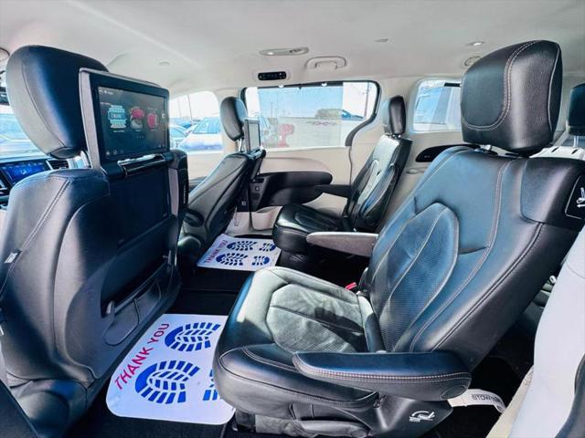2017 Chrysler Pacifica Touring-L Plus