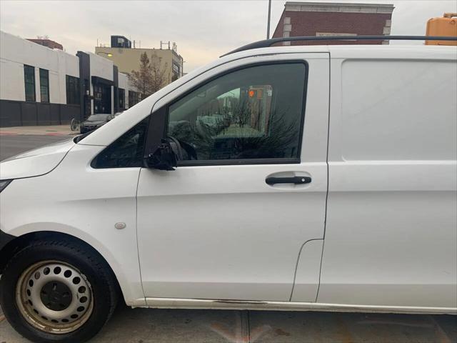 2016 Mercedes-Benz Metris Standard