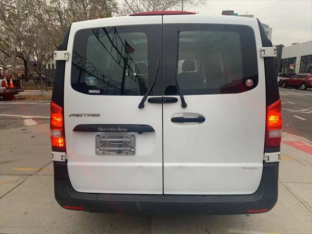 2016 Mercedes-Benz Metris Standard