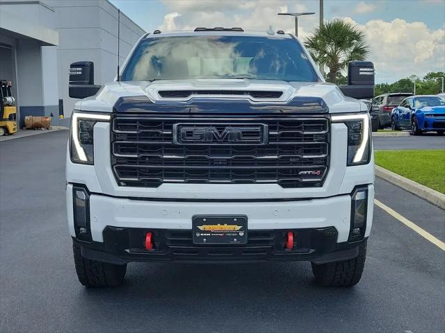 2024 GMC Sierra 3500HD 4WD Crew Cab Standard Bed AT4