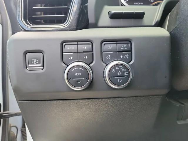 2024 GMC Sierra 3500HD 4WD Crew Cab Standard Bed AT4
