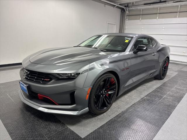 2021 Chevrolet Camaro RWD Coupe 2LT