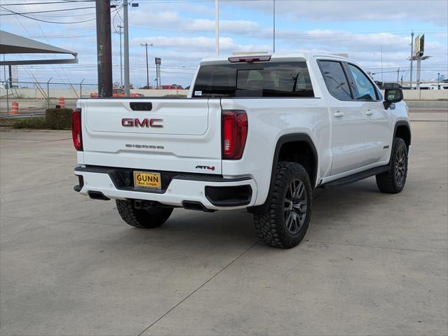 2022 GMC Sierra 1500 Limited 4WD Crew Cab Short Box AT4