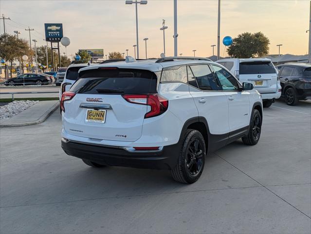 2024 GMC Terrain AWD AT4