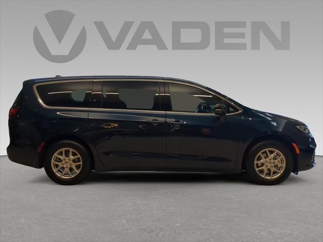 2025 Chrysler Pacifica PACIFICA SELECT