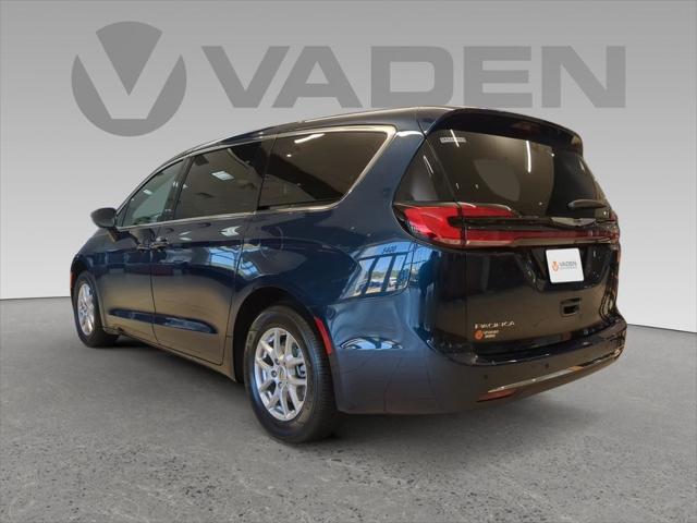 2025 Chrysler Pacifica PACIFICA SELECT