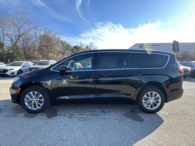 2025 Chrysler Pacifica PACIFICA SELECT AWD