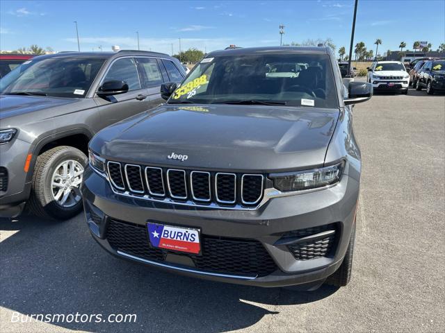 2025 Jeep Grand Cherokee GRAND CHEROKEE LAREDO X 4X2