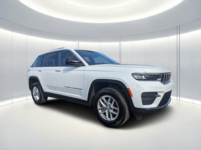 2025 Jeep Grand Cherokee GRAND CHEROKEE LAREDO X 4X2