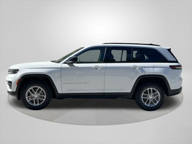 2025 Jeep Grand Cherokee GRAND CHEROKEE LAREDO X 4X2