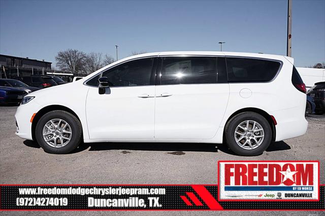 2025 Chrysler Pacifica PACIFICA SELECT