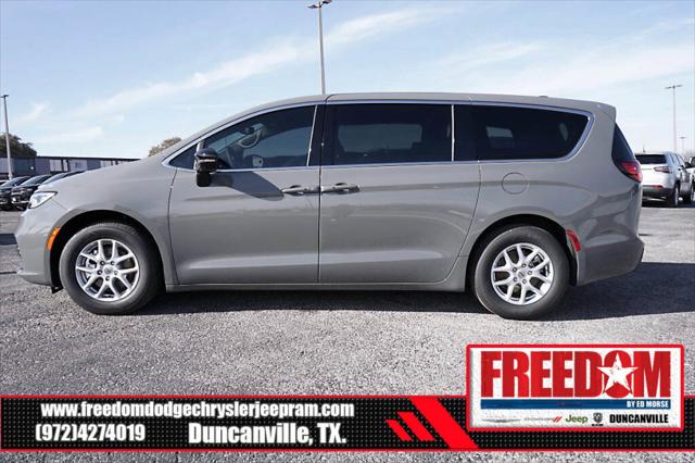 2025 Chrysler Pacifica PACIFICA SELECT