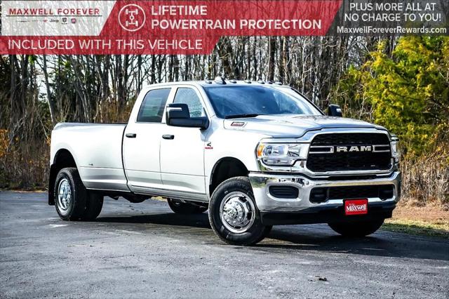 2024 RAM Ram 3500 RAM 3500 TRADESMAN CREW CAB 4X4 8 BOX