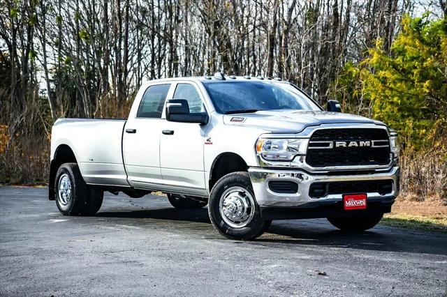 2024 RAM Ram 3500 RAM 3500 TRADESMAN CREW CAB 4X4 8 BOX