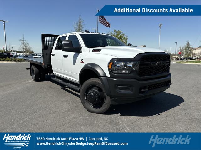 2024 RAM Ram 5500 Chassis Cab RAM 5500 TRADESMAN CHASSIS CREW CAB 4X4 84 CA