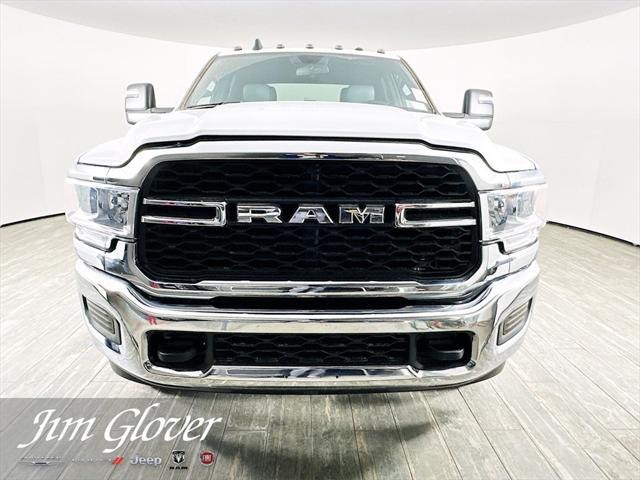 2024 RAM Ram 3500 Chassis Cab RAM 3500 TRADESMAN CREW CAB CHASSIS 4X4 60 CA