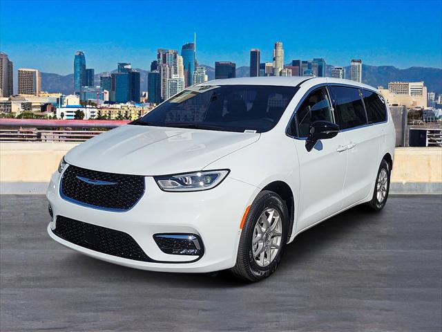 2025 Chrysler Pacifica PACIFICA SELECT
