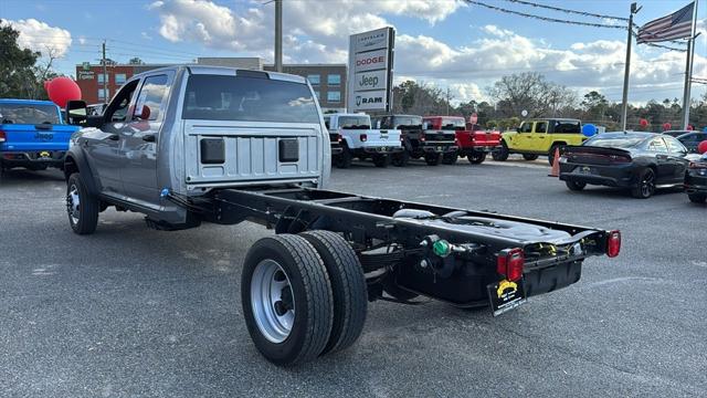 2024 RAM Ram 5500 Chassis Cab RAM 5500 TRADESMAN CHASSIS CREW CAB 4X4 84 CA