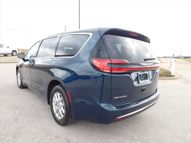 2025 Chrysler Pacifica PACIFICA SELECT