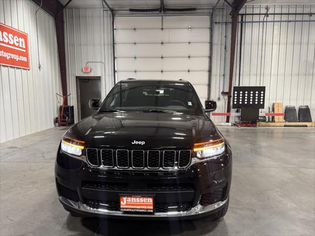 2025 Jeep Grand Cherokee GRAND CHEROKEE ALTITUDE 4X4 2025 Jeep Grand Cherokee GRAND CHEROKEE ALTITUDE 4X4