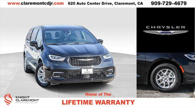 2025 Chrysler Pacifica PACIFICA SELECT