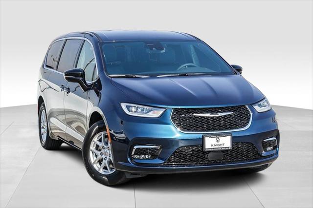 2025 Chrysler Pacifica PACIFICA SELECT