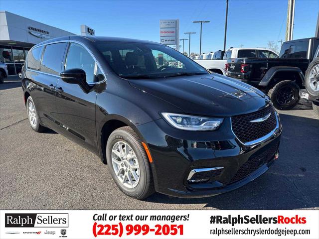 2025 Chrysler Pacifica PACIFICA SELECT