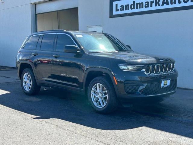 2025 Jeep Grand Cherokee GRAND CHEROKEE LAREDO X 4X4
