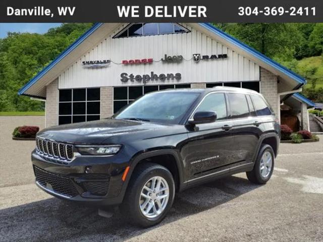 2025 Jeep Grand Cherokee GRAND CHEROKEE LAREDO X 4X4