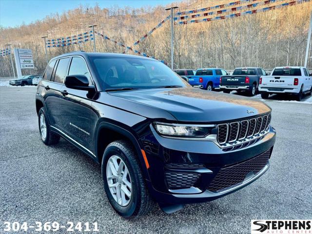2025 Jeep Grand Cherokee GRAND CHEROKEE LAREDO X 4X4