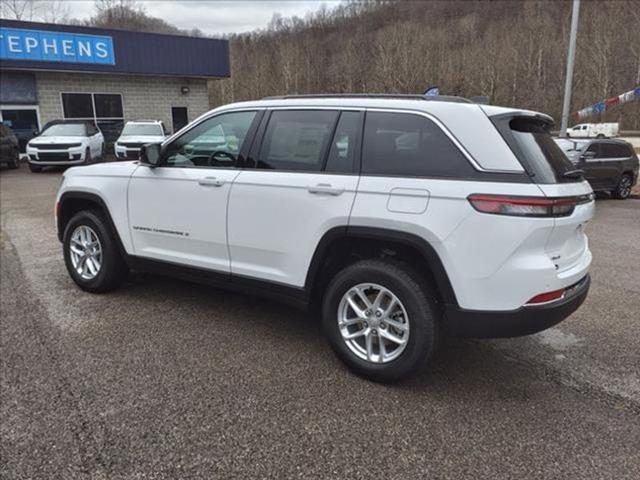 2025 Jeep Grand Cherokee GRAND CHEROKEE LAREDO X 4X4